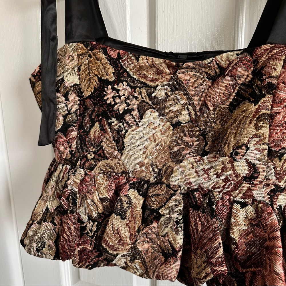 Floral Brocade Tie-Shoulder Peplum Crop Top - Black/Multi - Picture 2 of 3